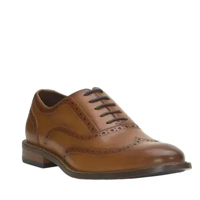 Vince Camuto Lazzarp Wingtip Oxford Shoe In Cognac/brown