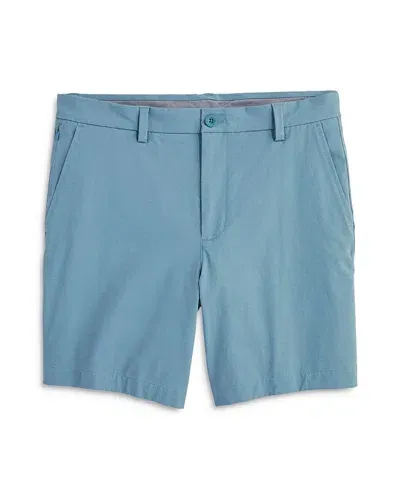 Vineyard Vines 7 On The Go Shorts In D Smoke