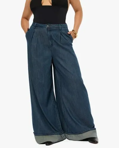 Weworewhat Pleated Wide Leg Jean In Mid Wash