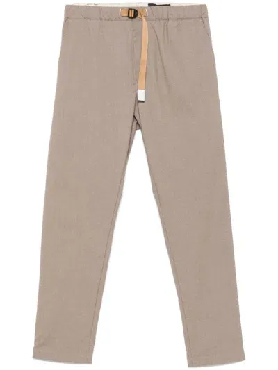 White Sand Belted Trousers In 褐色