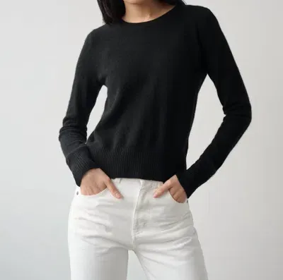 White + Warren Cashmere Shrunken Crewneck Sweater In Black