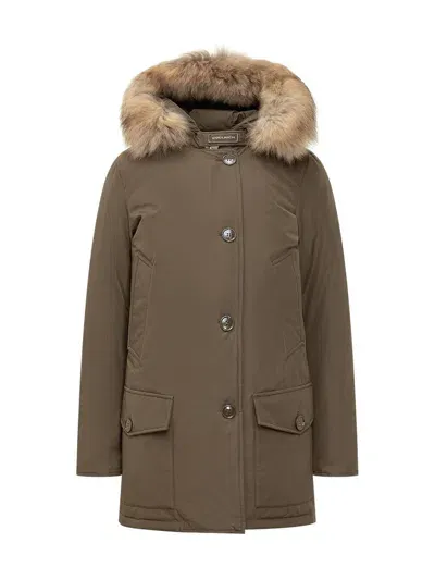 Woolrich Arctic Buttoned Jacket In Green