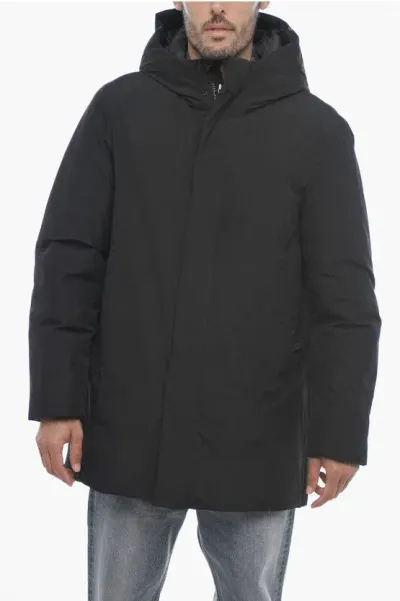 Woolrich Gore-tex Fabric Padded City Jacket In Black