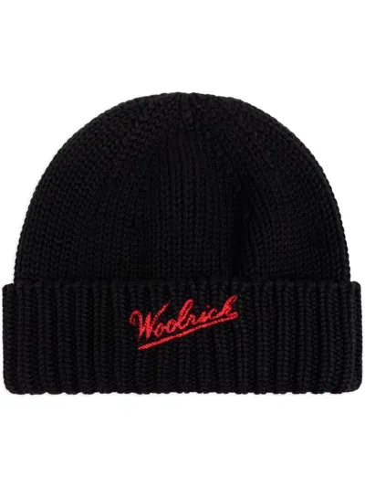 Woolrich Logo-intarsia Beanie In Black