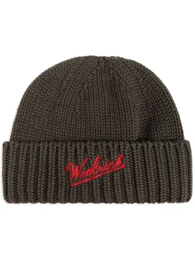 Woolrich Logo Intarsia Knit Beanie In Green