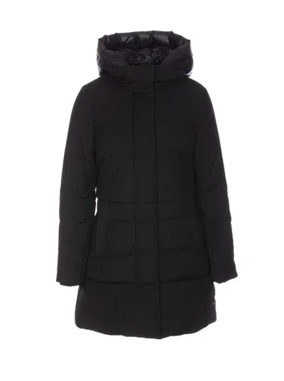 Woolrich Prescott Puffer Parka In Black