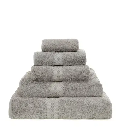 Yves Delorme Étoile Hand Towel In Gray