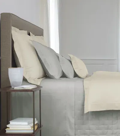 Yves Delorme Triomphe Duvet Cover In Gray