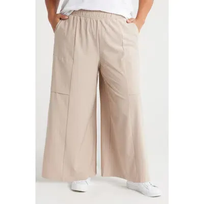 Zella In Flight Flowy Cargo Pants In Tan Thread