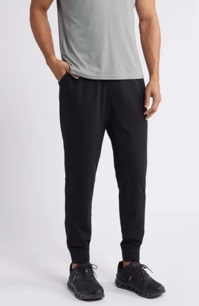 Zella Stride Performance Joggers In Black