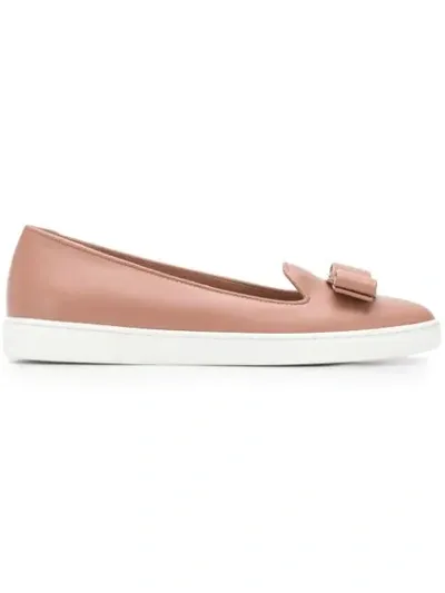 Ferragamo Vara Bow Loafers In Pink