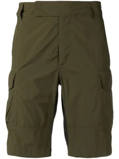 Versus Knee-length Cargo Shorts In Green