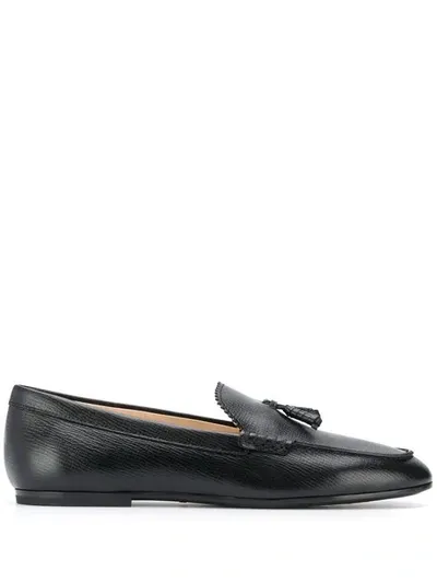 Tod's Round Toe Loafers In Black