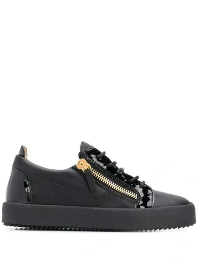 Giuseppe Zanotti Zipped Sneakers In Black