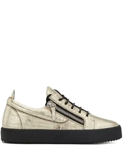 Giuseppe Zanotti Tejay Low Top Trainers In Gold