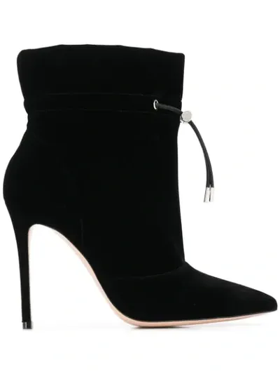 Gianvito Rossi Toggle Fastening Boots In Black