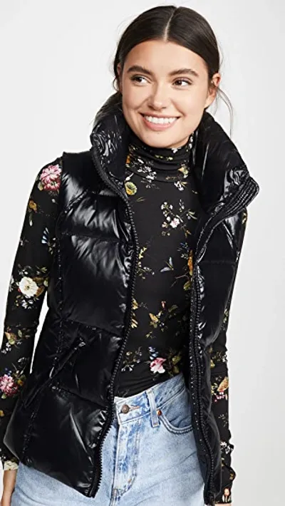 Sam Freedom Glossy Puffer Down Vest In Caviar