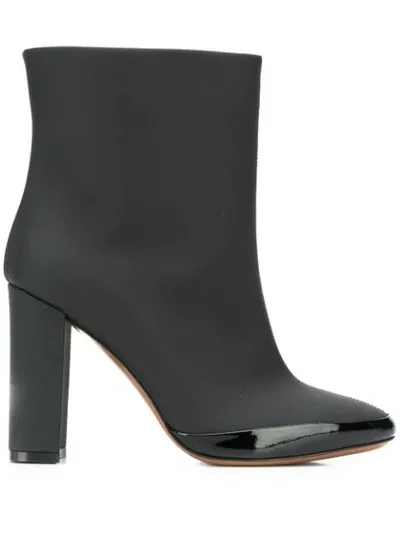 L'autre Chose Almond Toe Boots In Black