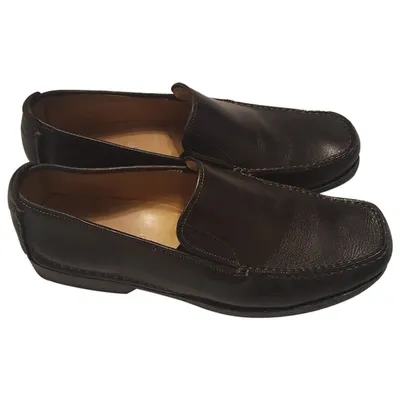 Pre-owned Herschel Leather Flats In Black