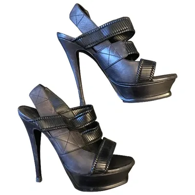 Pre-owned Saint Laurent Leather Sandals In Black