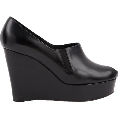 Pre-owned Rochas Leather Heels In Black