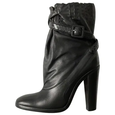 Pre-owned Loewe Leather Ankle Boots In Black