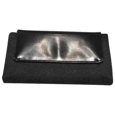 Pre-owned Gucci Cloth Wallet In Black