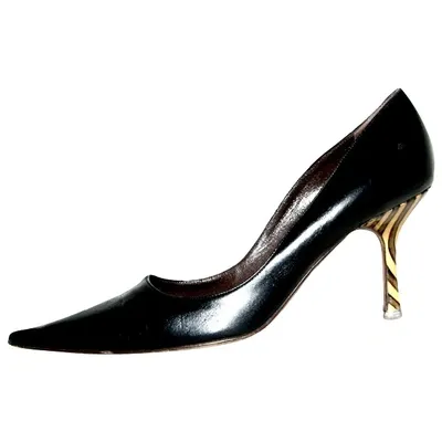 Pre-owned Escada Leather Heels In Black