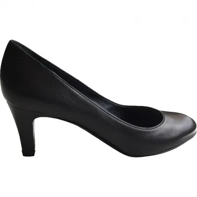 Pre-owned Sergio Rossi Leather Heels In Black