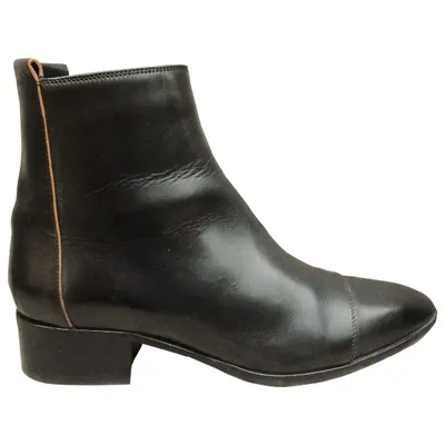 Pre-owned Sartore Leather Ankle Boots In Black