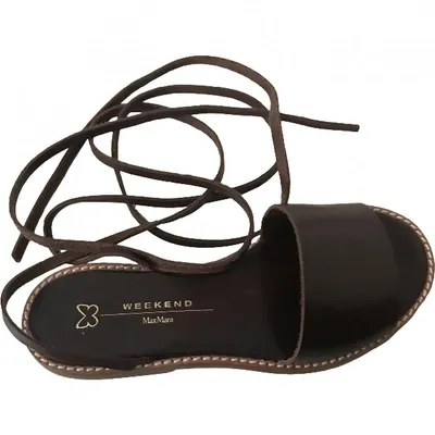 Pre-owned Max Mara Leather Sandals In Brown