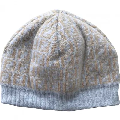 Pre-owned Fendi Cashmere Beanie In Multicolour