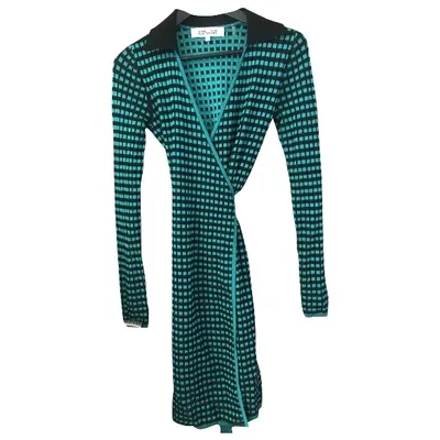 Pre-owned Diane Von Furstenberg Mid-length Dress In Green