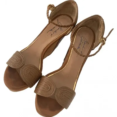 Pre-owned Badgley Mischka Leather Sandal In Brown