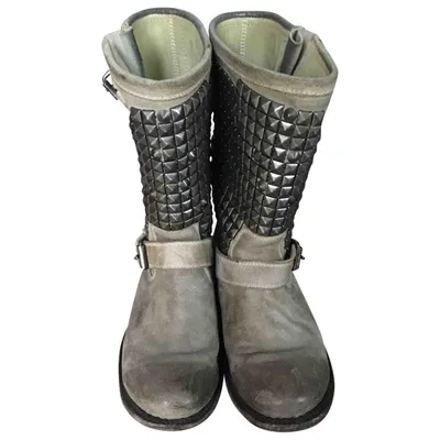 Pre-owned Ash Leather Biker Boots In Beige