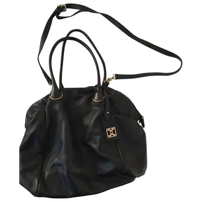 Pre-owned Coccinelle Leather Handbag In Black