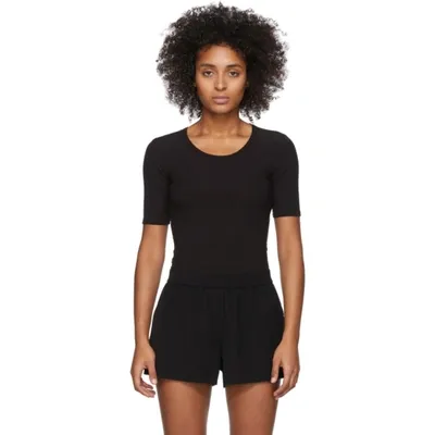 Wone Short-sleeve Ribbed Top In Black