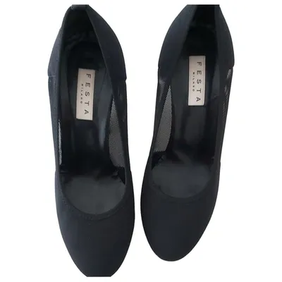 Pre-owned Roberto Festa Cloth Heels In Black