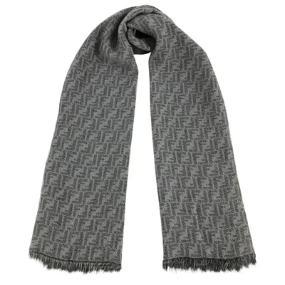 Pre-owned Fendi Wool Scarf In Grey