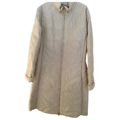 Pre-owned Escada Puffer In White