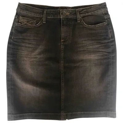 Pre-owned Tommy Hilfiger Mini Skirt In Brown