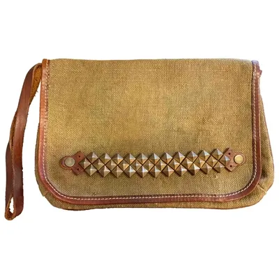 Pre-owned Dondup Cloth Clutch Bag In Camel