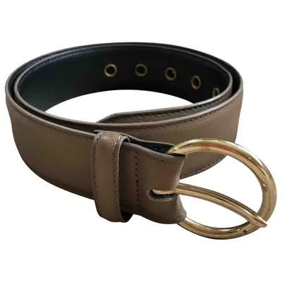 Pre-owned Closed Leather Belt In Beige