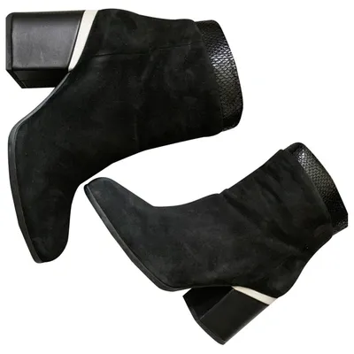 Pre-owned Hogan Leather Ankle Boots In Black