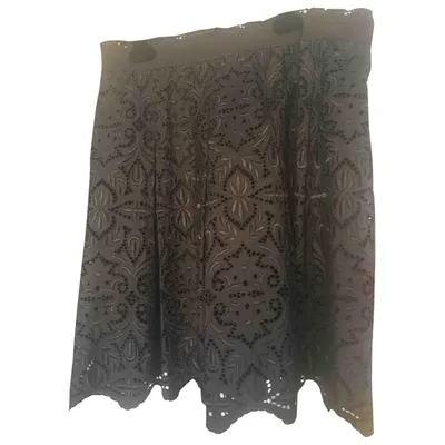 Pre-owned Elie Tahari Silk Mid-length Skirt In Black