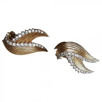 Pre-owned Nina Ricci Earrings In Gold