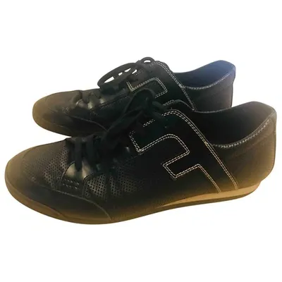 Pre-owned Fendi Leather Low Trainers In Black