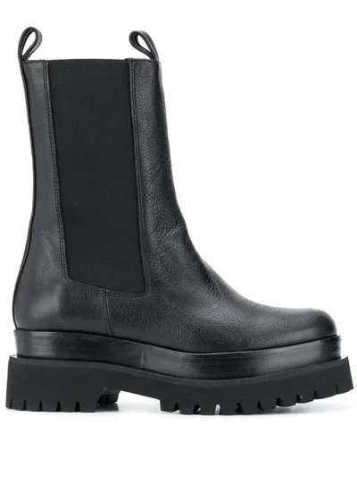 Paloma Barceló Round Toe Platform Boots In Black