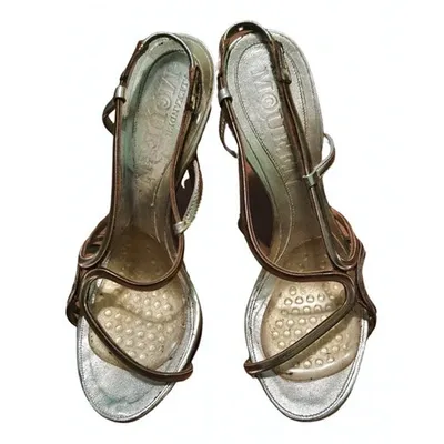 Pre-owned Alexander Mcqueen Leather Sandals In Gold