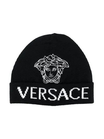 Young Versace Kids' Logo Knitted Beanie Hat In Black